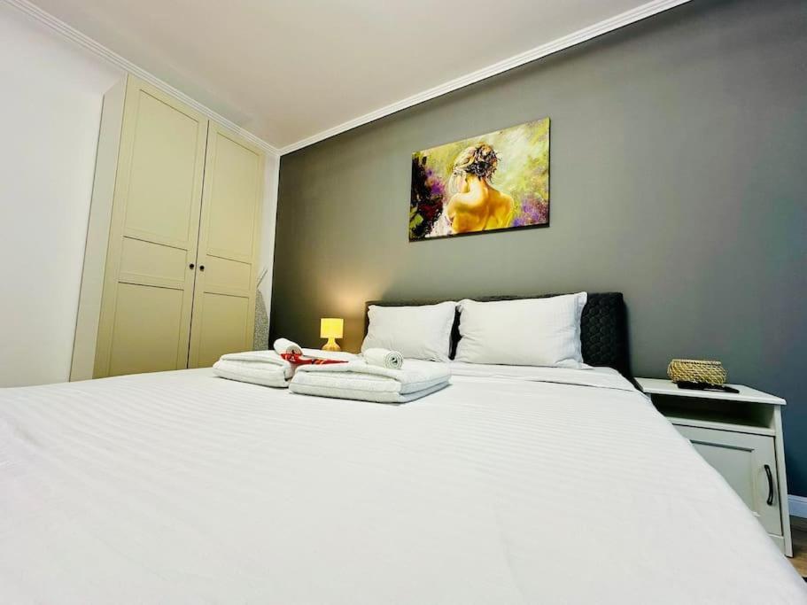 Zen Central Studio บูคาเรสต์ ภายนอก รูปภาพ